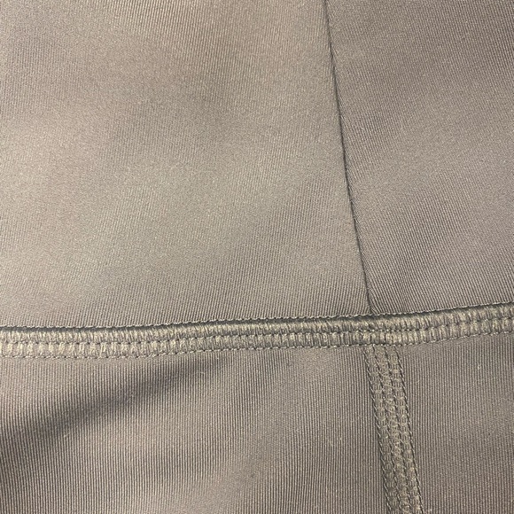 Girlfriend Collective Eco-Friendly Leggings - Picture 6 of 6